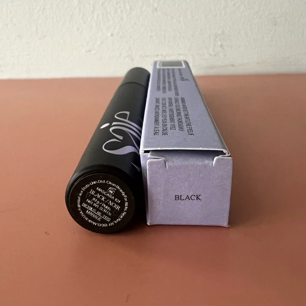 Saie Mascara 101 - full size BNIB - black - thick, bold, lifted lashes